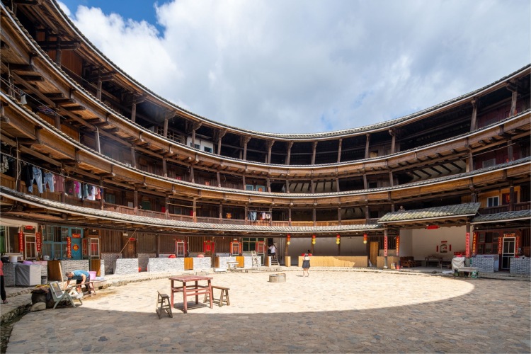 资讯有故事｜古老建筑用上“针灸疗法” 她用建筑设计助力乡村振兴