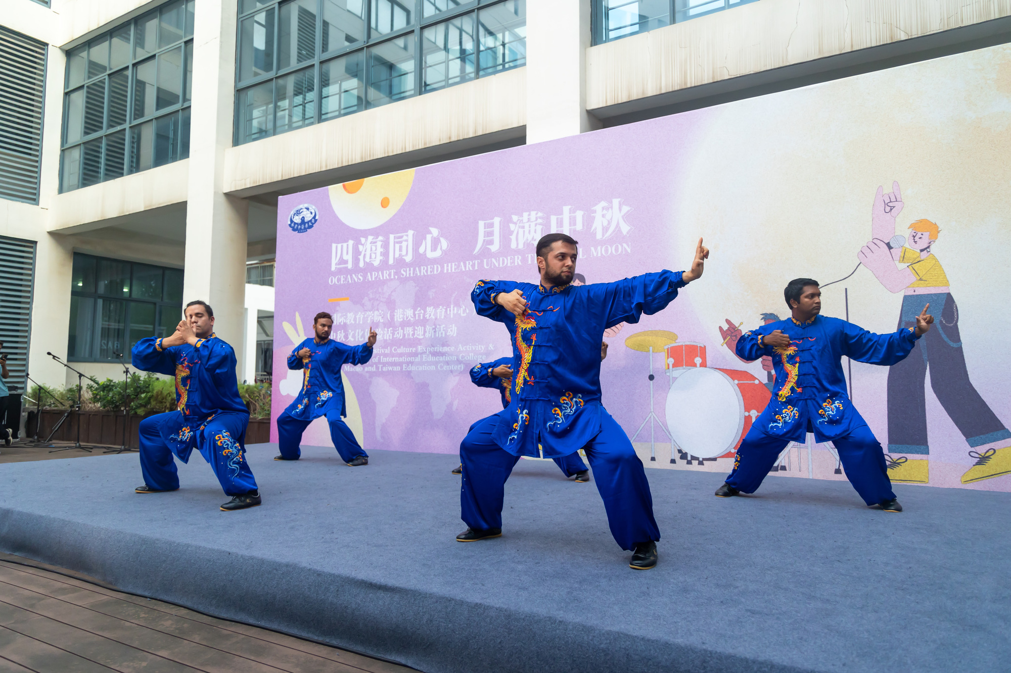 资讯有故事丨练中国功夫、学针灸推拿……塔吉克斯坦青年爱上中国文化