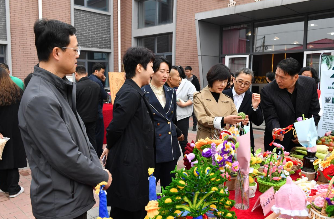 天津市津南区：“津彩南望 乐享丰收”八里台镇丰收市集暨“致同道禾”农业协同创新基地服务联盟正式成立