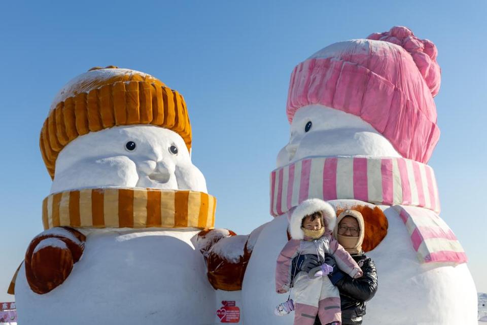 冰雪旅游“热”力绽放 各地活动精彩纷呈