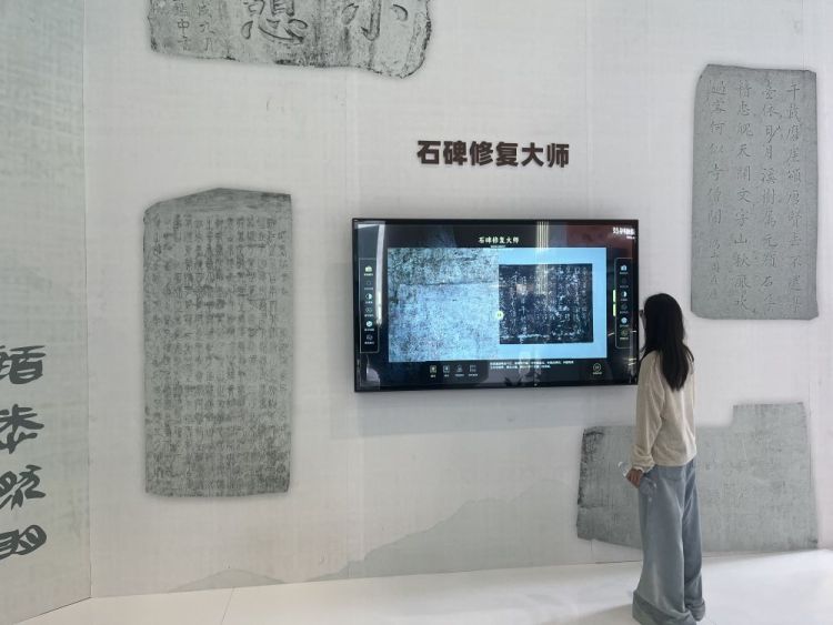 前沿技术让传统文化“活”起来——看看文博会的“科技范儿”