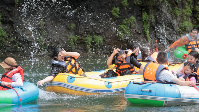 Guizhou Shibing: Diverse Summer Retreat Tours Ignite the Cultural Tourism Consumption Market