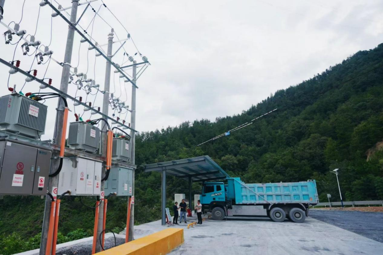 State Grid Baokang Power Supply Company: Powering the Green Transformation of Heavy-Duty Trucks_fororder_图片7