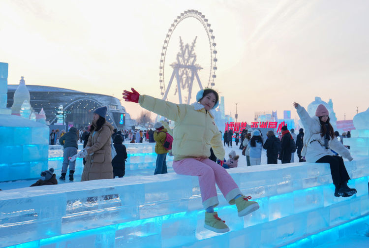 新华鲜报｜冰雪同梦！亚冬会谱写新的冰雪华章