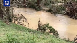 央视记者观察丨美得州洪灾搜救持续 当地预警缺位引质疑