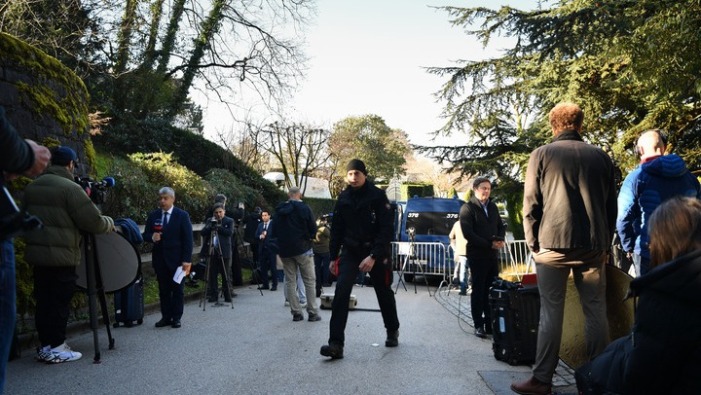 冲突进入第19天，伊朗开始报复拉里贾尼遇害，以军威胁“追杀”伊朗新任最高领袖