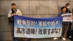 新华时评丨警惕日本正滑入“新的战前状态”