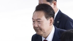 质疑拘留合法性 尹锡悦提请韩国法院进行审查