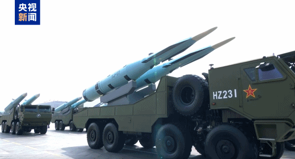 多款尖兵利器首次集中出场 高超声速导弹、鱼雷家族奇袭制敌