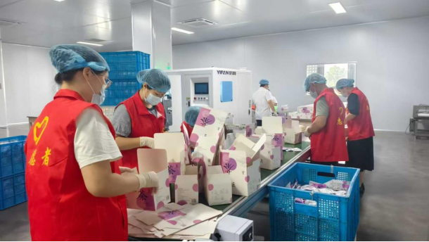 黄山市徽州区：当一周工人  践服务初心_fororder_安徽