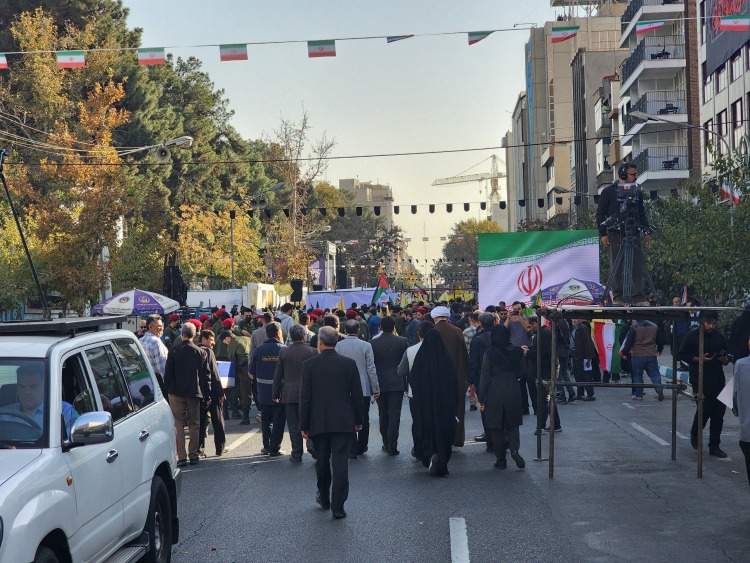 伊朗举行反美集会 纪念“反对全球傲慢日”