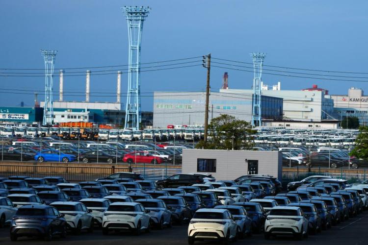 日本政府16日起释放石油储备 规模约8000万桶