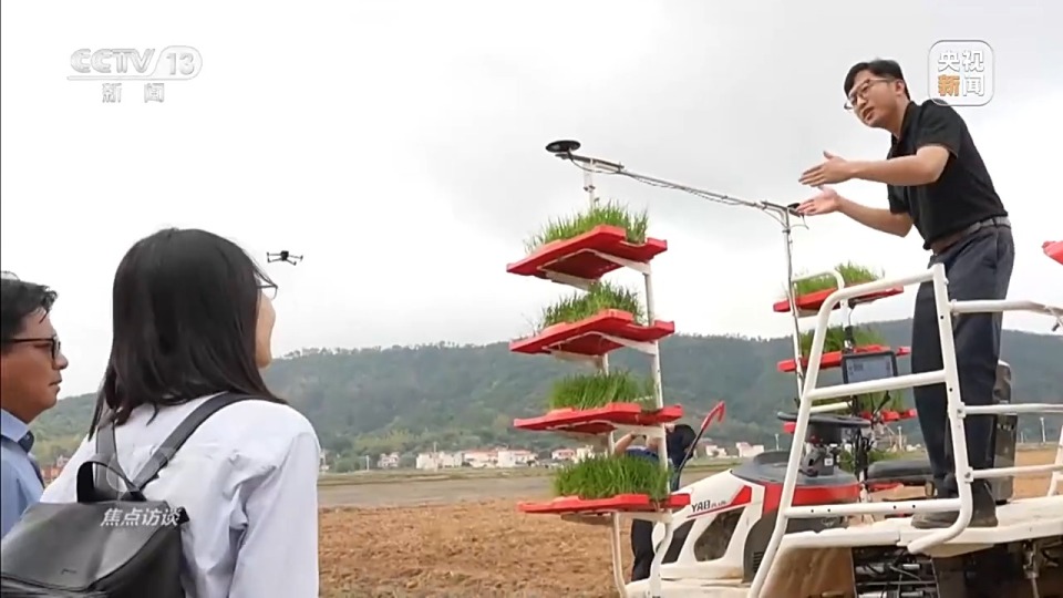 焦点访谈丨科技赋能春耕 从自动到自主 中国农业迈向智慧时代