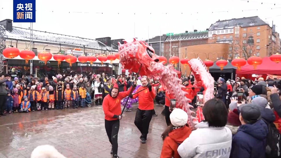 祝福中国年 我驻多国使领馆举办新春招待会
