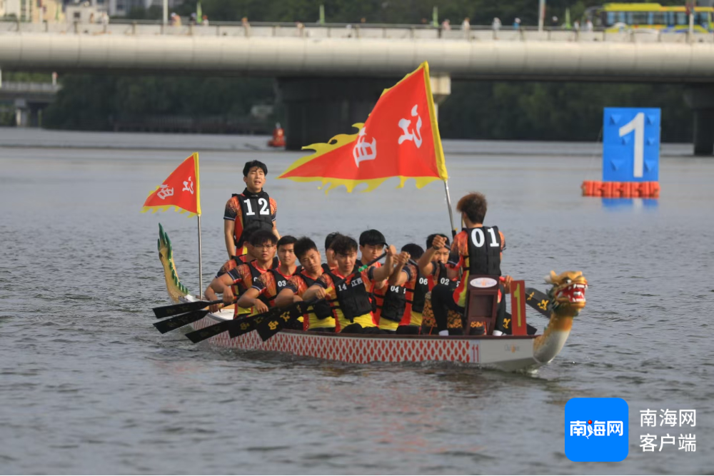 第十二届全国少数民族传统体育运动会:龙舟盛景中的文化传承与激情竞渡