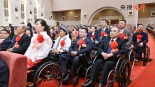 【央视快评】勇敢克服困难挑战 积极追求人生梦想_fororder_1747389364451_181