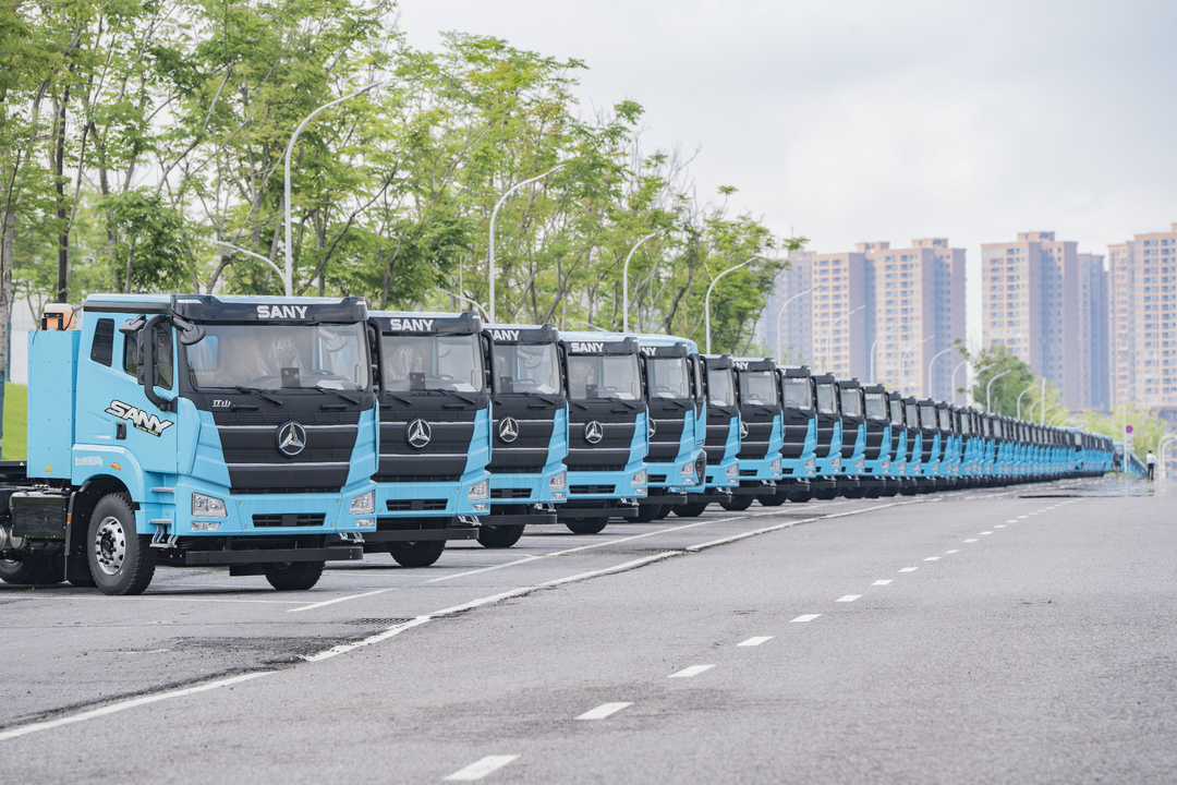 千亿企业领航、雁阵集群跃升、北斗规模赋能——湖南锻造先进制造业新引擎_fororder_1