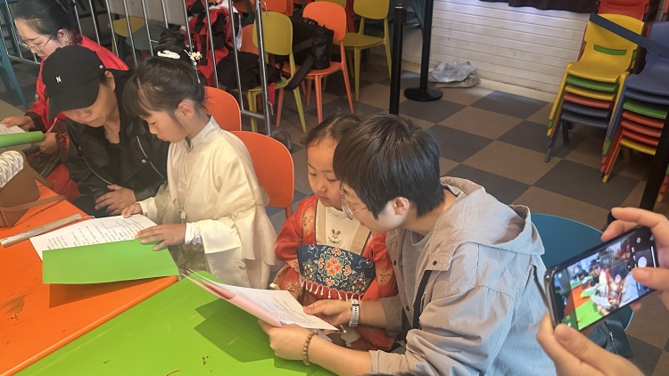 “角色扮演+任务驱动”甘肃省博物馆沉浸式文化体验活动受热捧_fororder_8b02e3bb3da141998d4f7ff4f749d4e