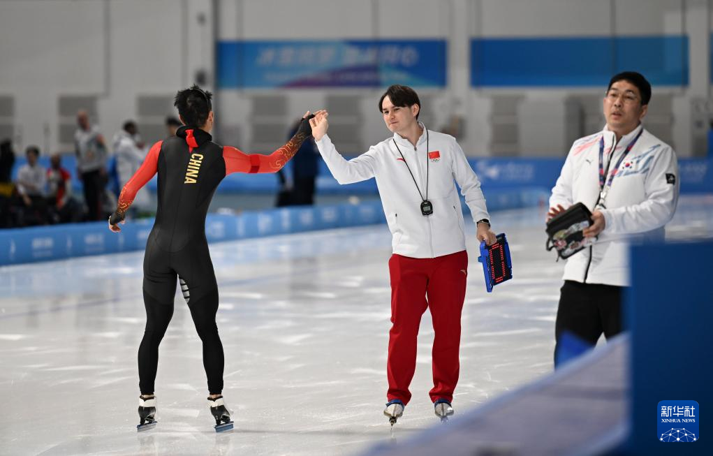 亚冬会|速度滑冰——宁忠岩获得男子1500米冠军