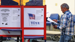 美国司法部就未提交选民数据起诉四地方政府