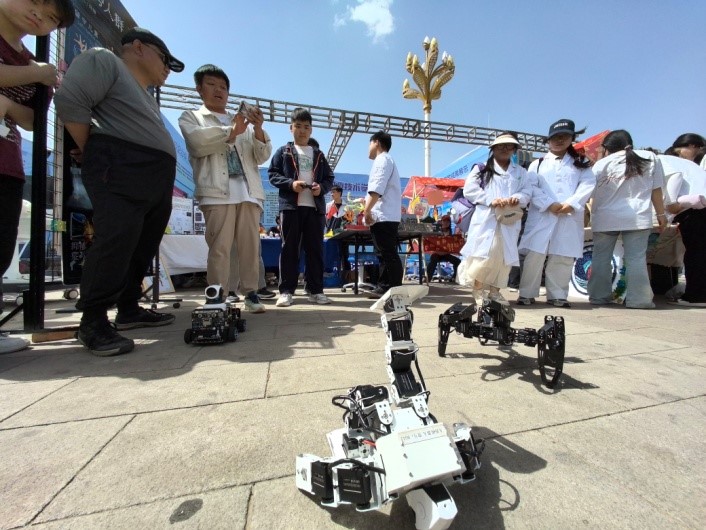 2025宁夏职业教育活动周正式启动_fororder_2025宁夏职业教育活动周活动现场