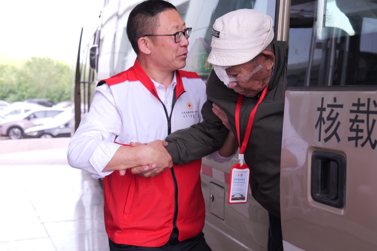 “ 一带一路·光明行”蒙古国行动再续新篇：中蒙携手点亮120例复明希望_fororder_P1051087.JPG