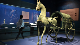 追寻夜郎古国神秘足迹 180件珍贵文物在长沙首展