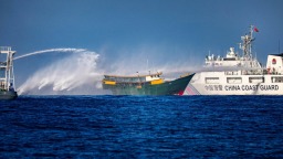 【国际锐评】菲律宾的南海“三板斧”耍了一场空_fororder_a0df1bdfda8b47a30524f9bc2c2bde37