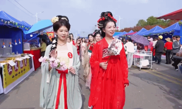 春天里的中国丨赶非遗大集、家门口看演出 多地春日打开方式上新