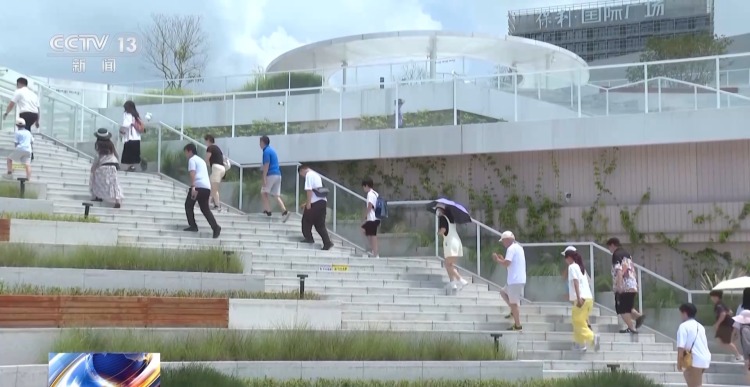 第二十二届台胞青年千人夏令营在珠海开营