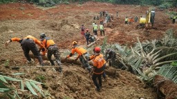 印尼中爪哇省芝拉扎县山体滑坡遇难人数升至16人