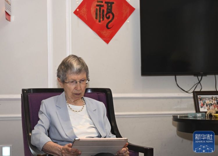 寻找照片中的TA·抗战胜利80周年｜“我永远记得80年前走出集中营的那天”
