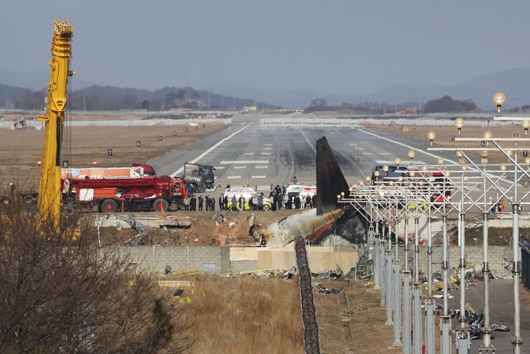 调查称韩国济州航空空难中飞行员关错发动机