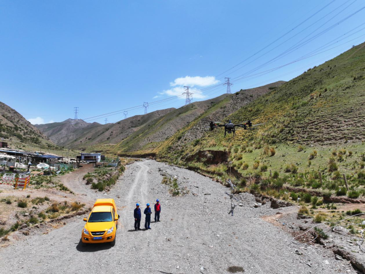 State Grid Lanzhou Completes 330kV Wuhong Line Upgrade to Improve Central Gansu Grid_fororder_图片21