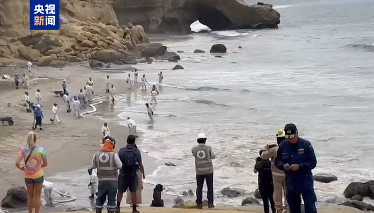 秘鲁西北部石油泄漏 污染多处海滩