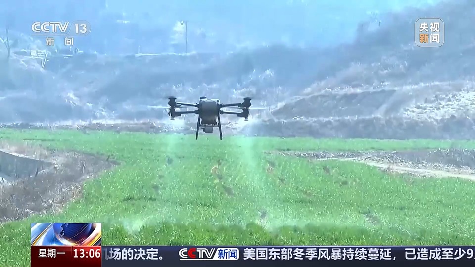 马力十足！春耕备耕忙 无人机“上岗”助力