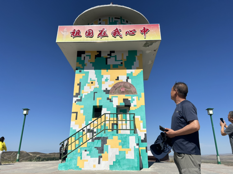 石榴花开 籽籽同心丨一棵白杨树 万千戍边情——探访塔城“小白杨哨所”的精神密码
