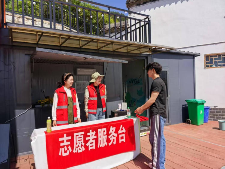 黄山市徽州区富溪乡：茶香漫野映星河 云端古村绘新卷_fororder_呈阳图片7
