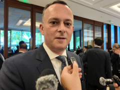 中国法国工商会会长：法国企业对投资中国充满信心_fororder_法国