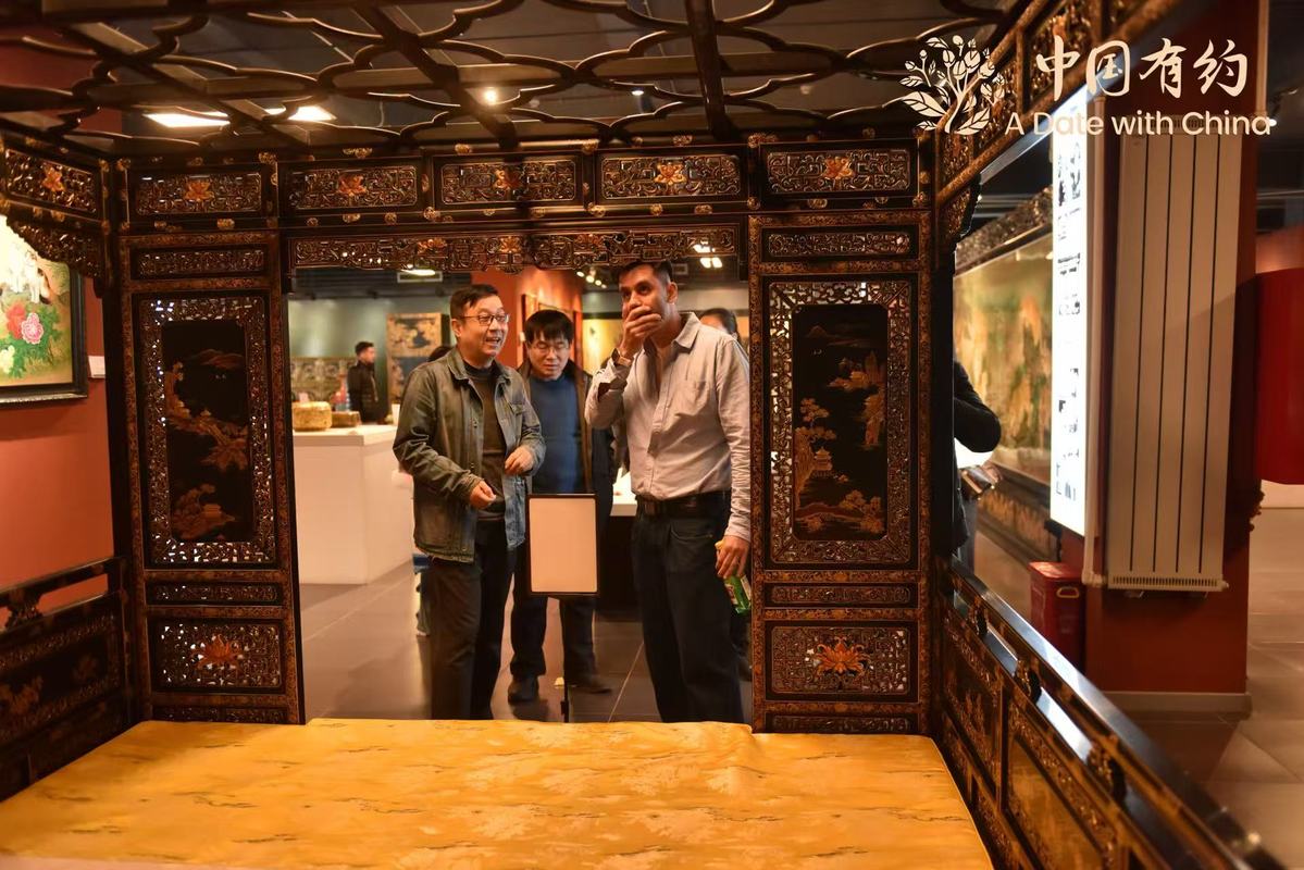 中国有约｜平遥推光漆器：让国际友人读懂中国传统工艺的坚守与传承