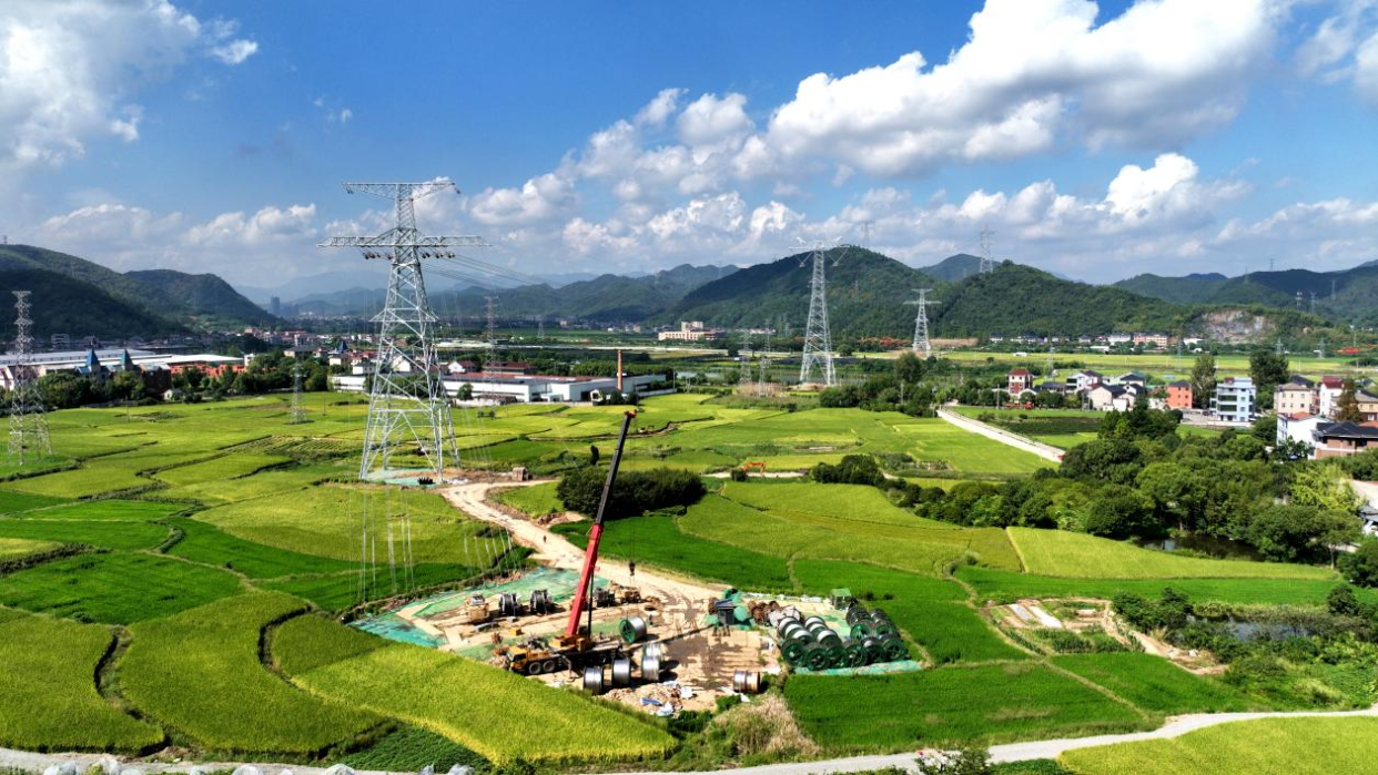 Zhejiang Power Grid Enters Autumn Construction Peak to Prepare for Winter Power Supply_fororder_图片23