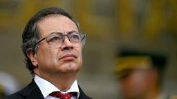 哥伦比亚加强总统佩特罗安全保护_fororder_1ba34d1419e149618650eed5684ae943