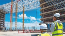 文昌国际航天城航天科创基地项目： 3天“建起”108米长的空中连廊