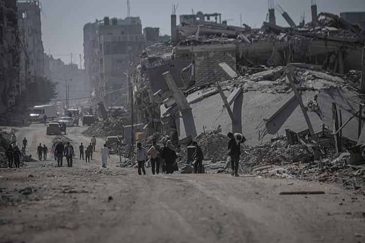 以总理下令袭击后 加沙城遭多起空袭