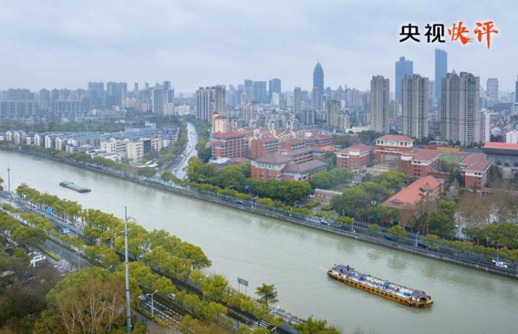 央视快评丨在研究新情况解决新问题上下功夫出经验