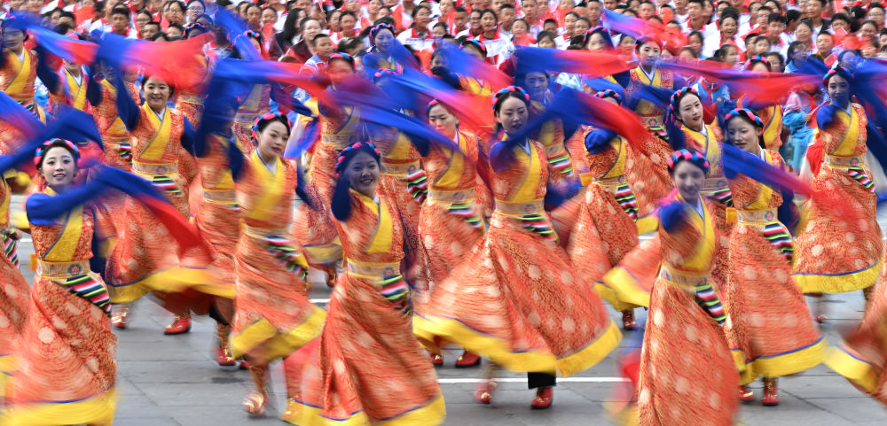 高清大图丨西藏自治区成立60周年庆祝大会现场直击