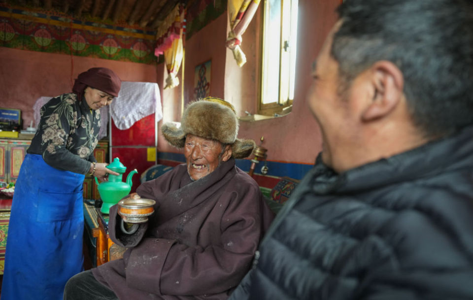 新华全媒+｜苦难和新生——西藏翻身农奴影像档案：索扎