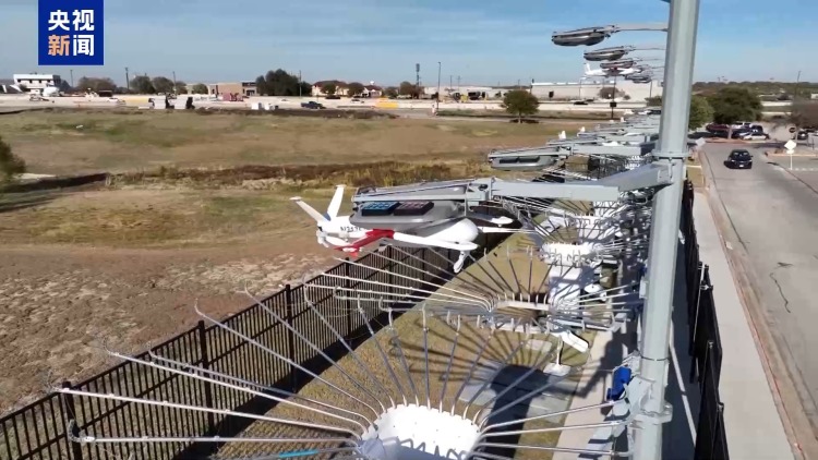 视频丨美国试点无人机送货 安全隐患引担忧