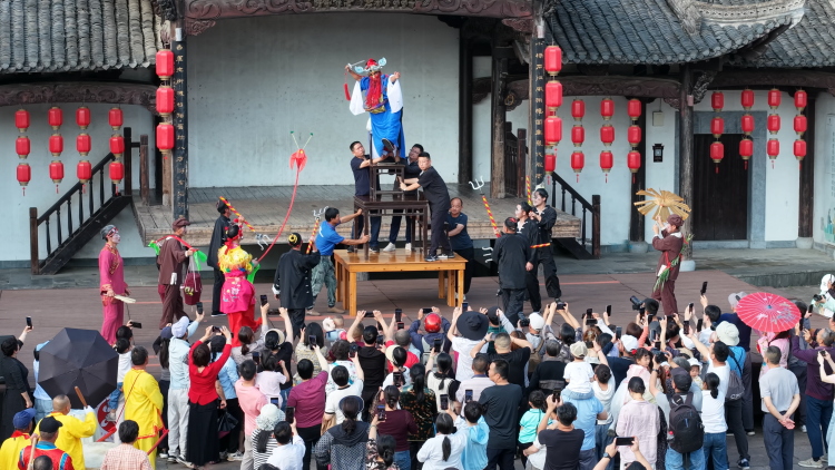 黄山市徽州区：非遗民俗绘就端午文化长卷_fororder_非遗民俗绘就端午文化长卷1