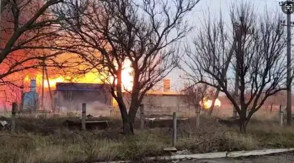 俄称扎波罗热地区能源设施遭袭 致4.4万人断电